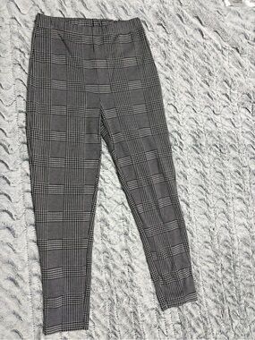 Forever 21 Black and White Glen Plaid Skinny Pants